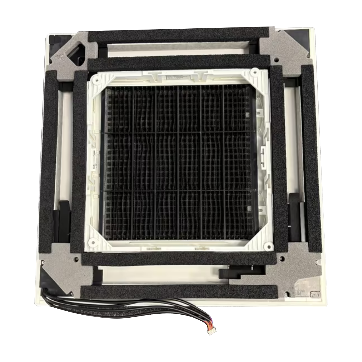 Daikin BYFQ60C2W1W airco binnenunit achterkant met aansluitingen en ventilatiepanelen
