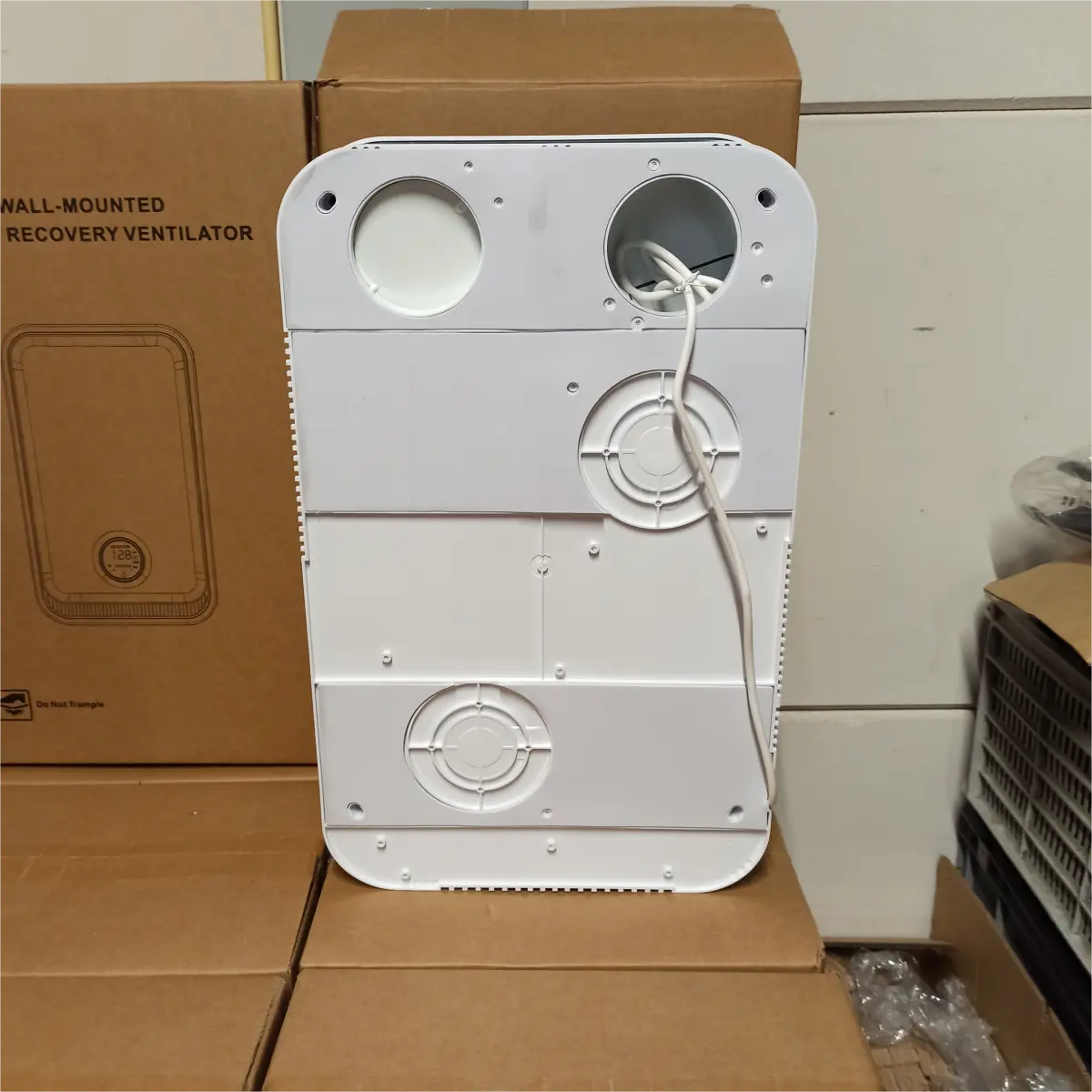 WTW wandunit achterkant met HEPA-filter en vochtsensor voor energiezuinige ventilatie
